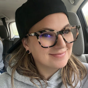 Meet your Posher, Alissa